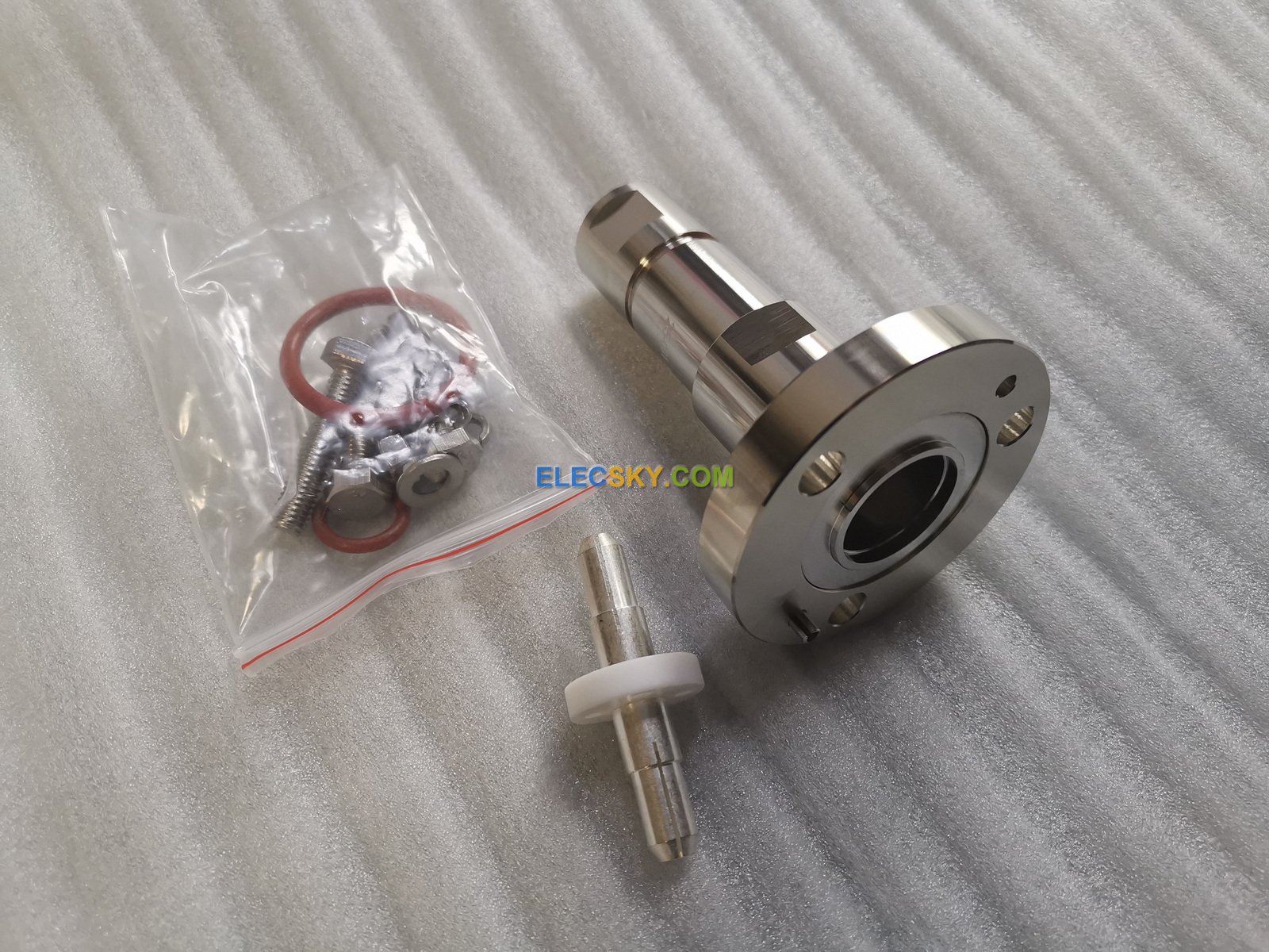 (imagen para) Conector de brida IF45 EIA para cable coaxial helicoidal 50-12 1/2'