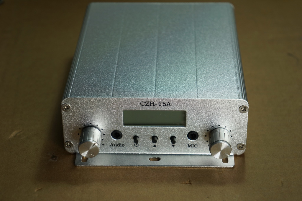 [CZE-15A] 15W PLL FM Broadcast Transmitter - Click Image to Close