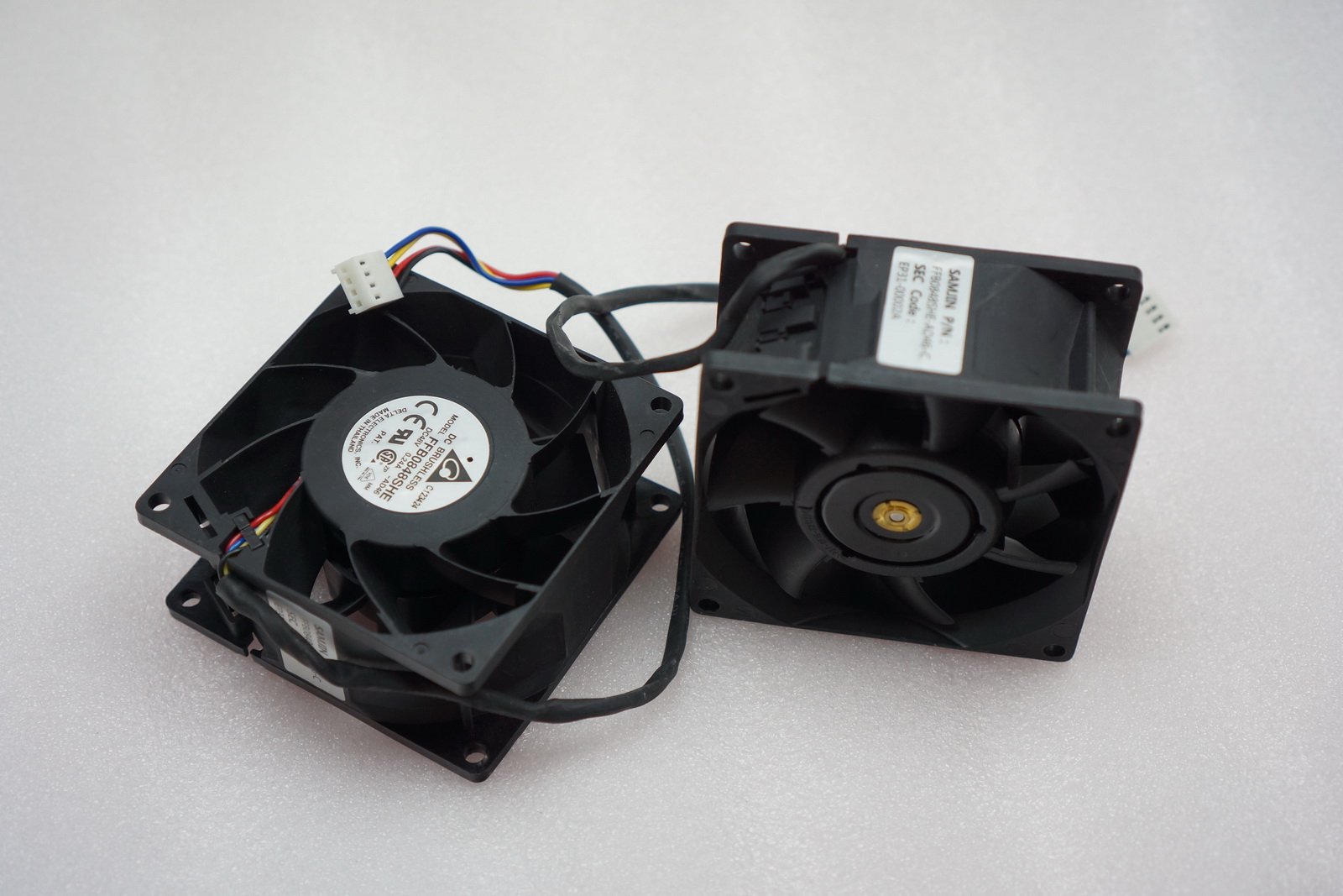 (image for) 48V0.24A Delta 4 wires DC Cooling Fan FFB0848SHE