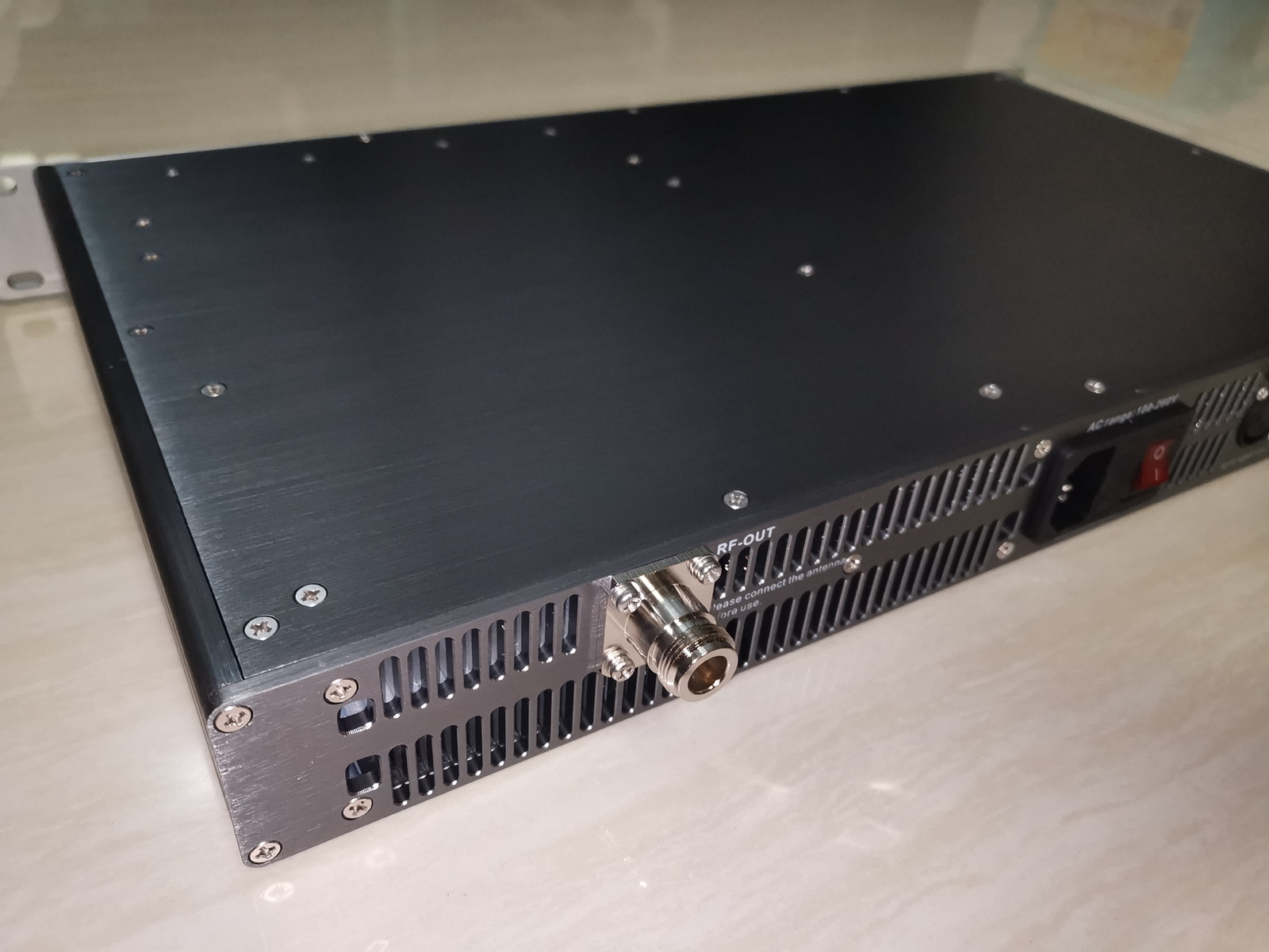 (image for) FMT5.0 150W Professional FM broadcast exciter/FM transmitter 87.5-108MHz 1U