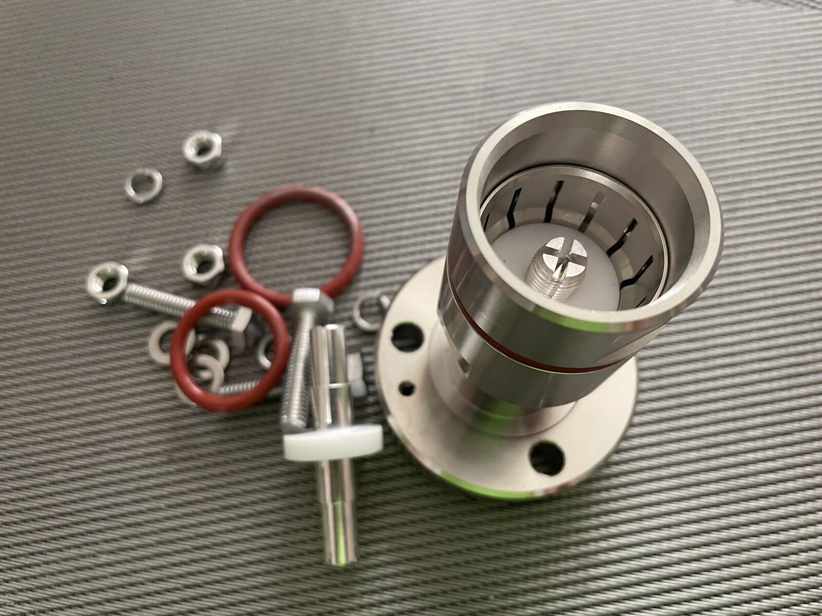 (image for) IF45 EIA flange connector for 7/8' 50-22 helical coaxial cable